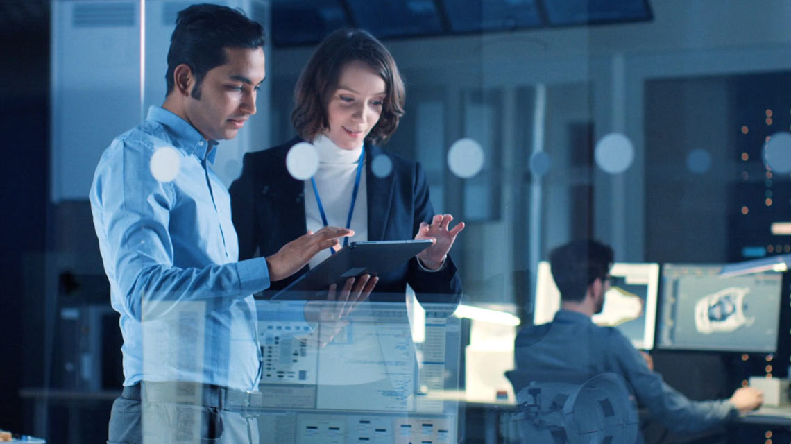 man sharing data with woman