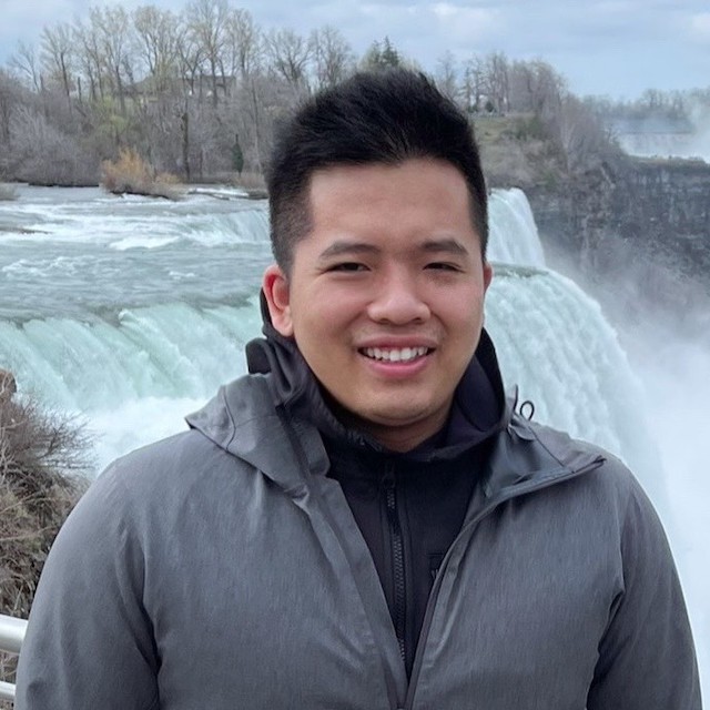 Headshot of Duc Le, Visa Staff Research Scientist.